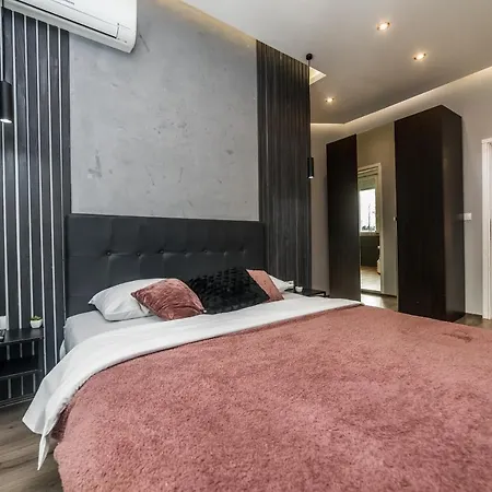 Marcel Apartment