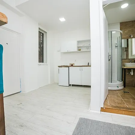Marcel Apartment *